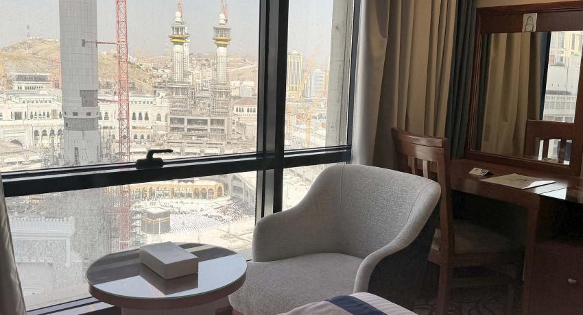 Safwah Two-Bedroom Suite	kaba View ( First Tower )